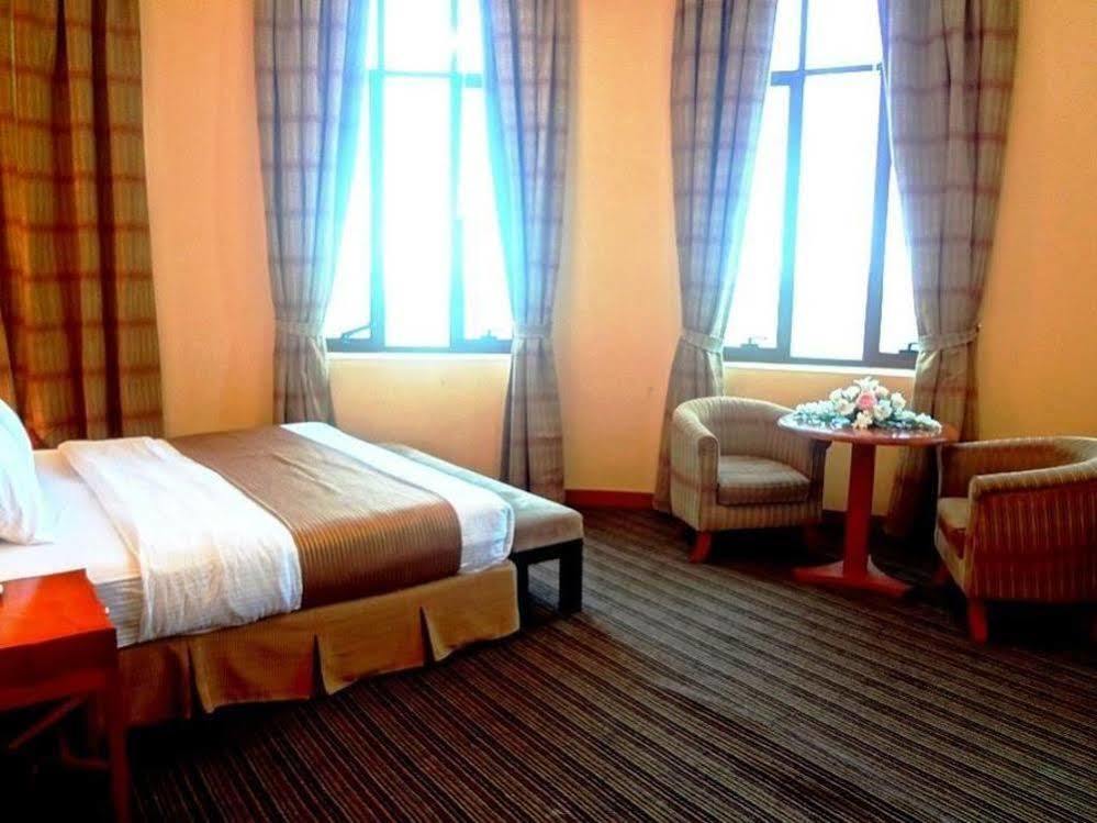 Al Massa Plus Hotel Al Ain Exterior photo